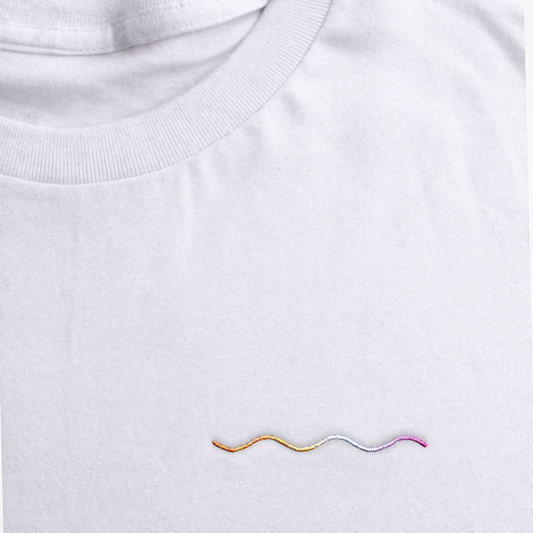Premium Shirt - Welle - Lesbisch (Bestickt)